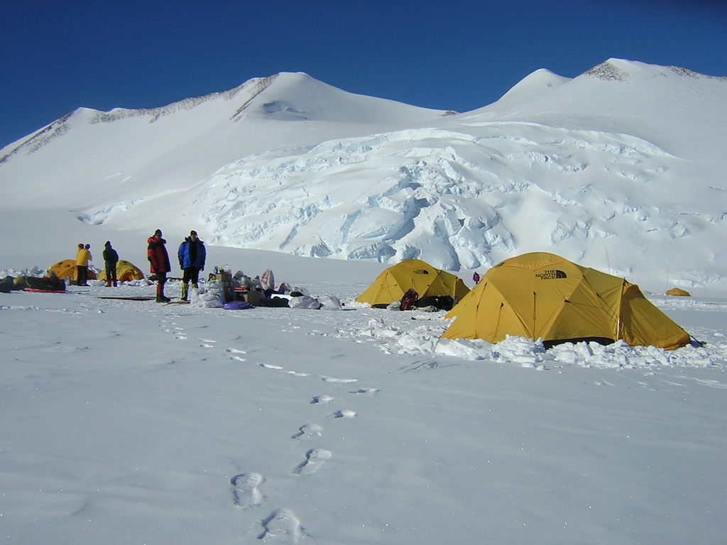 Vinson Massif – New Expedition Company